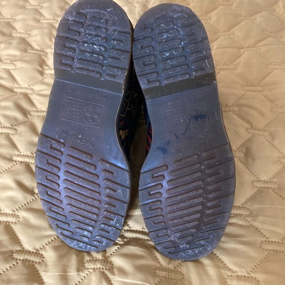 Vintage Dr Martens 1460 Boots - Black Graffiti Made in England (womens 8/mens7) - Picture 8 of 9